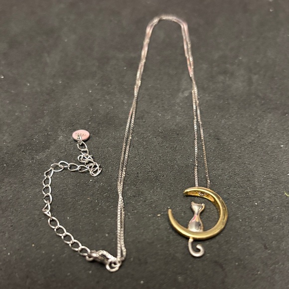 Jewelry - Elegant 925 Sterling Silver Gold Plating  Cat Pendant Necklace